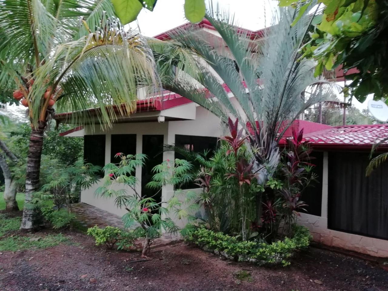 Villa Guarias Puntarenas Exterior foto